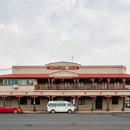Commercial Hotel Clermont Ngoại thất bức ảnh